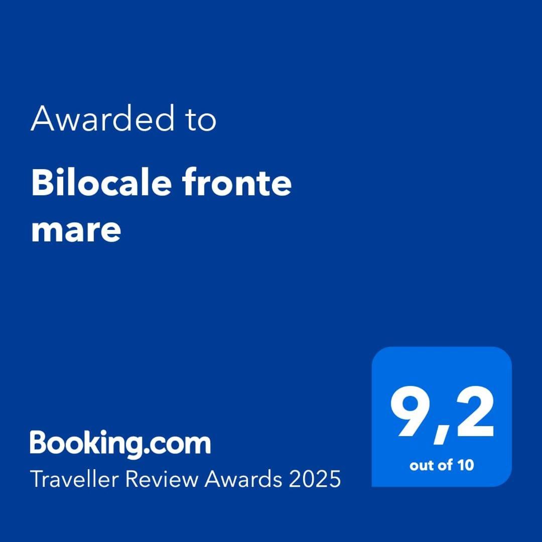Bilocale Fronte Mare Apartment จีอาร์ดีนี นักซอส ภายนอก รูปภาพ